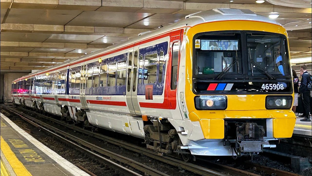 Network SouthEast Class 465 at London Charing 25/02/2025