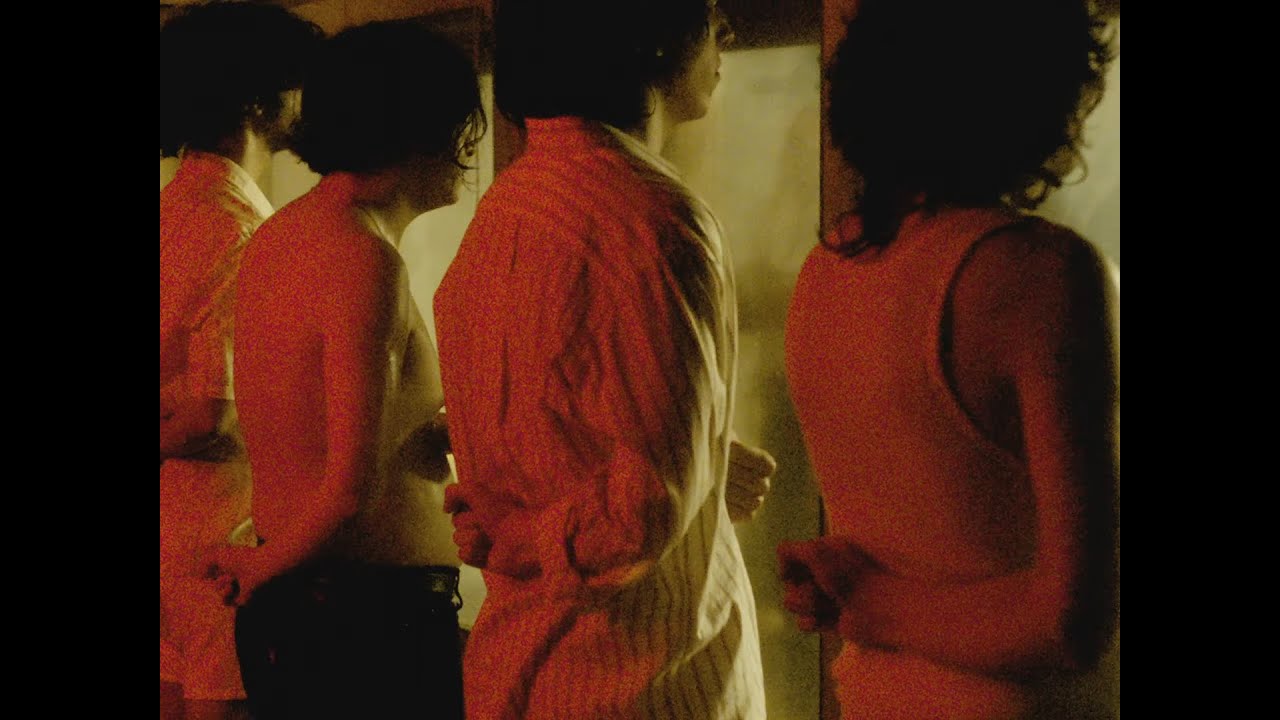 WINONA RIDERS - 'Dorado y Púrpura' (Video Oficial)