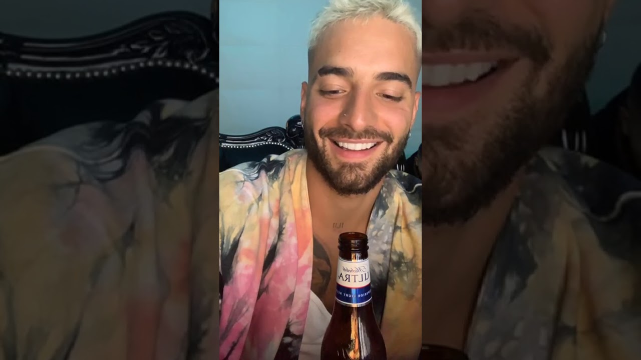 Maluma cantando y contestando preguntas en un LIVE ❤️✨