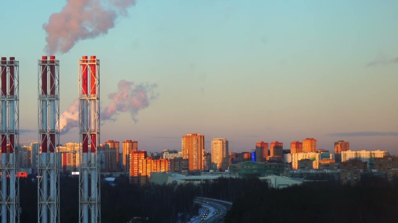 Нарезка из разных старых съёмок с окна