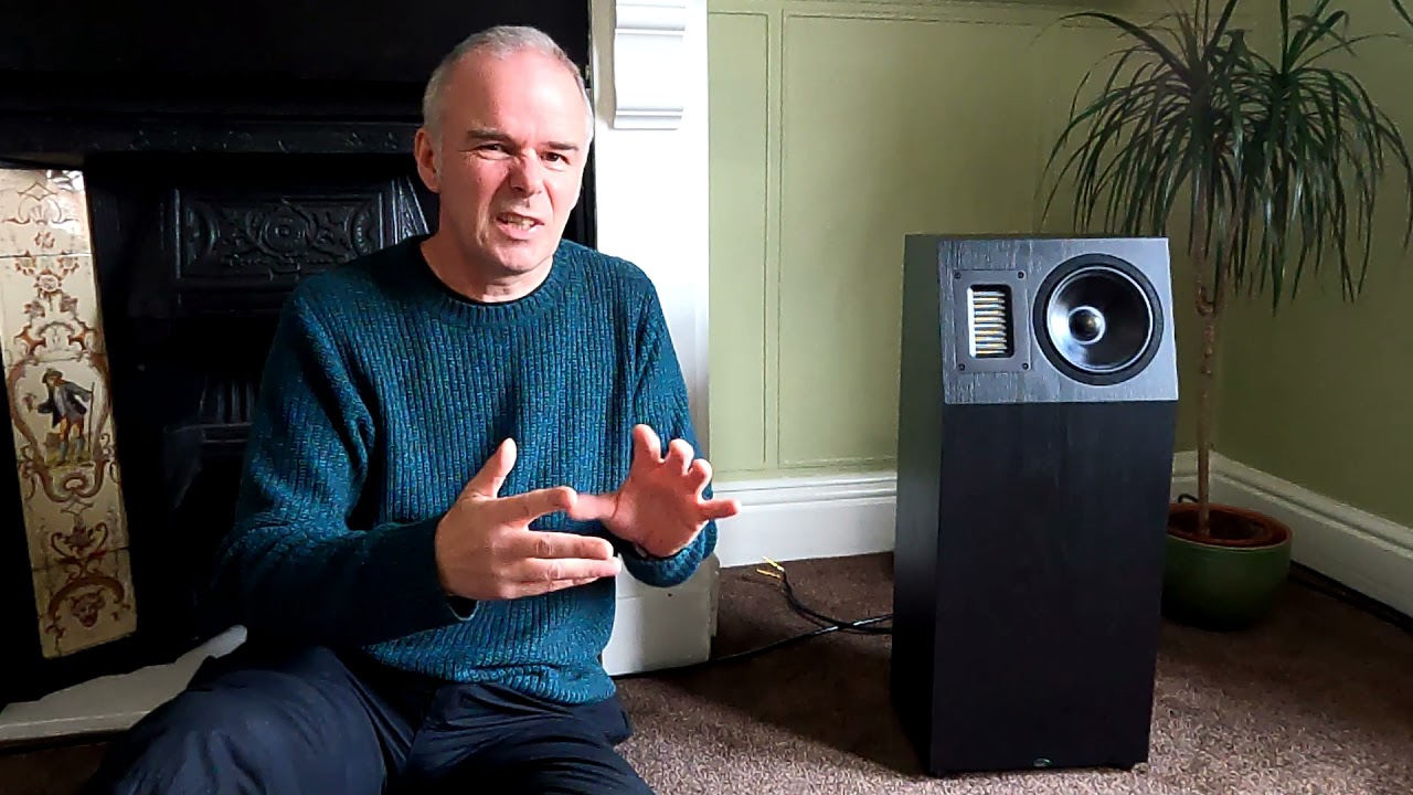 Краткий обзор динамика Neat Iota Explorer.. включает Country Joe и Fish