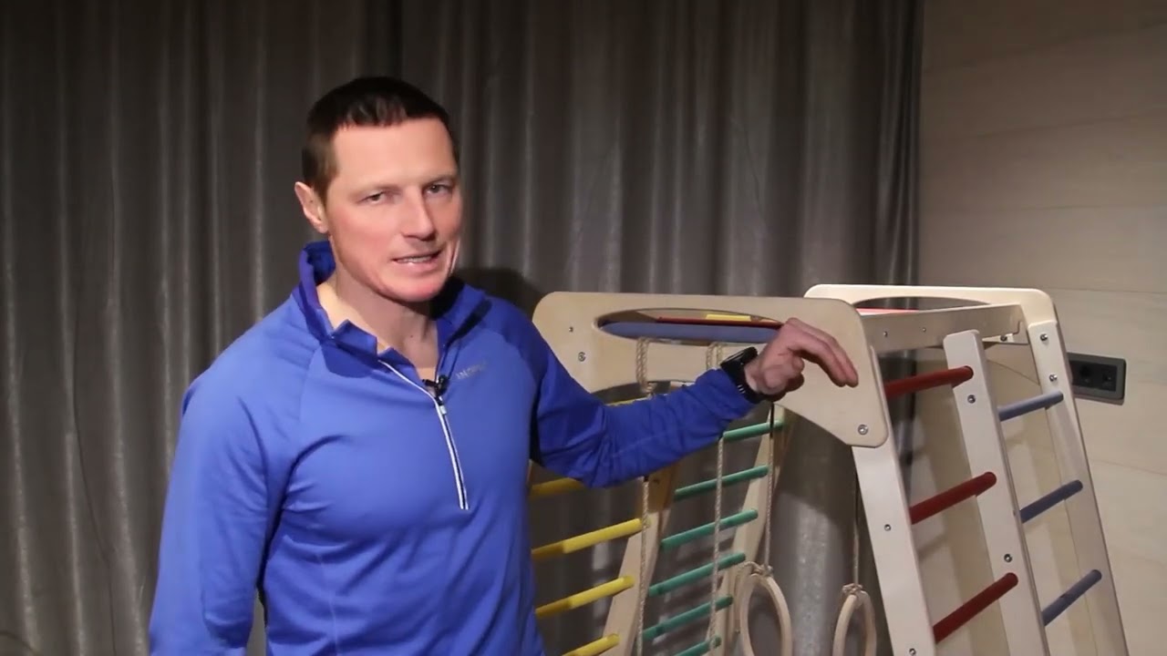 Детский деревянный комплекс с индивидуальным подбором сменных модулей.