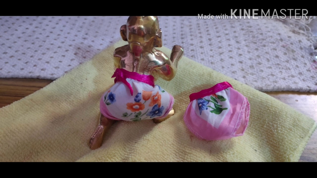 सिर्फ एक सिलाई करके रुमाल से बनाएं दो तरह की नैपी