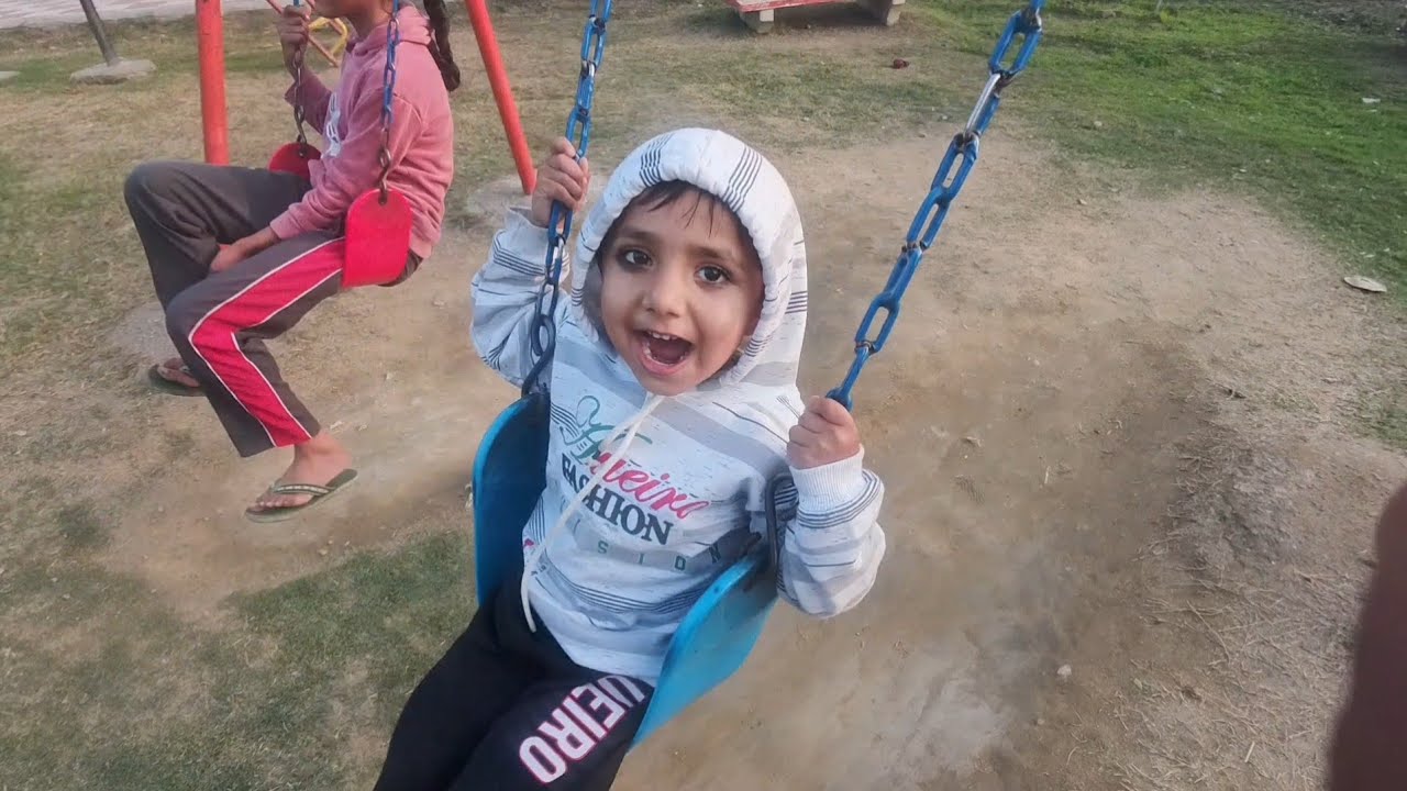 Park Mein Aa Gaye ?😍