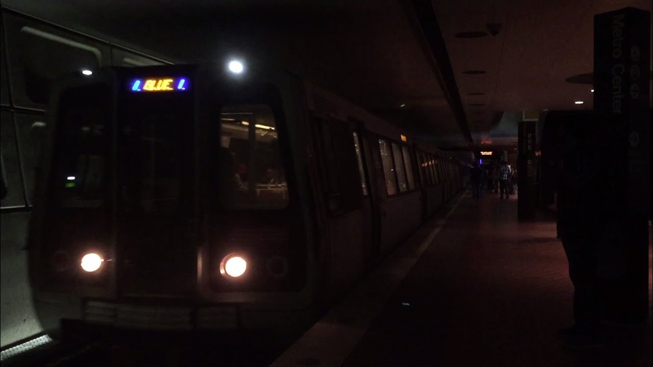 Washington Metrorail HD 60fps: 15 Minutes of Metro Center Action (Orange, Blue, & Silver Lines)