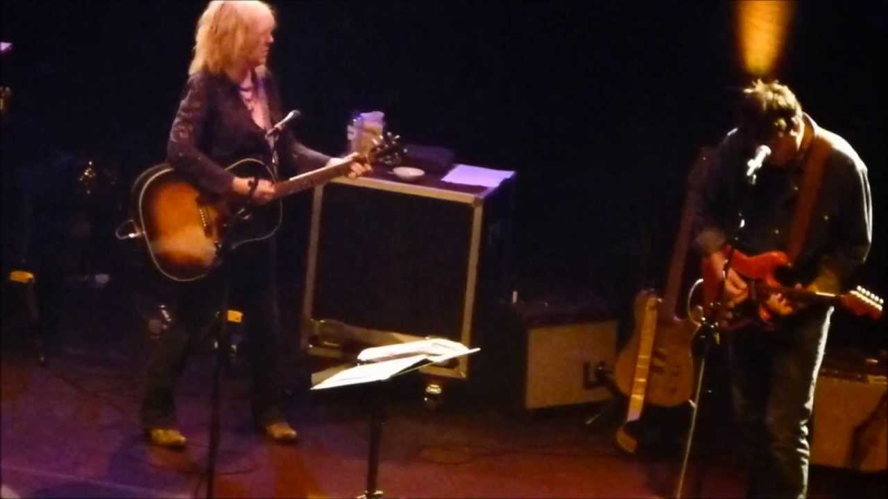 LUCINDA WILLIAMS LIVE IN EINDHOVEN 31-5-2013 (PART 4-4)