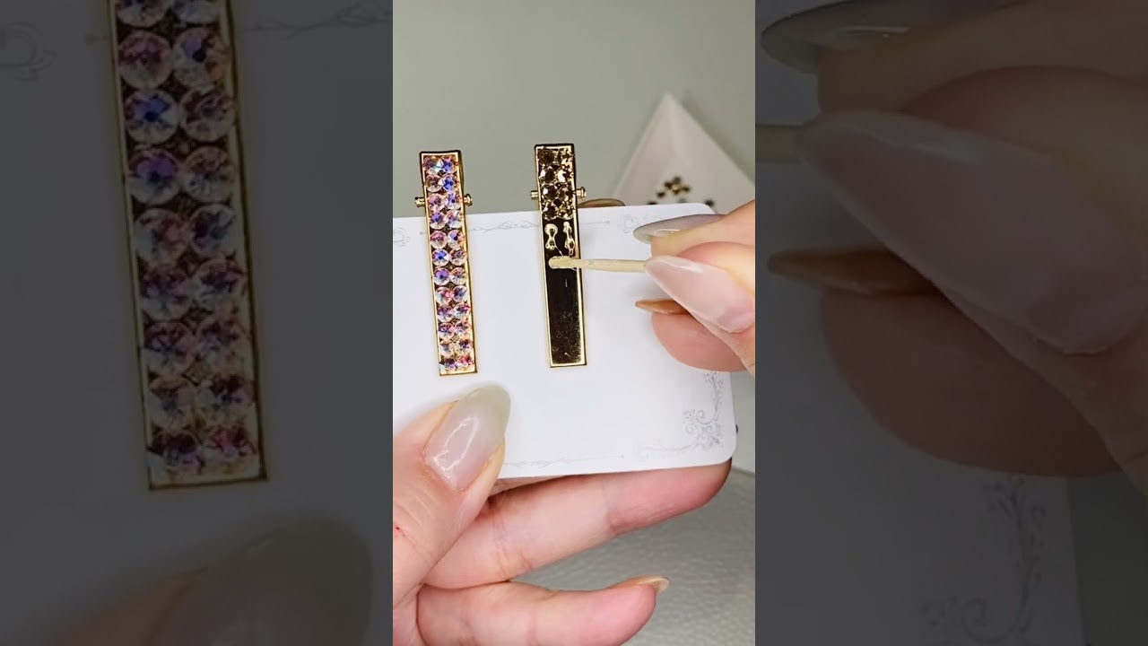 キラキラ輝くヘアクリップ　#diy #handmade #japanesecraft #スワロフスキー #ハンドメイド #ヘアアクセサリー