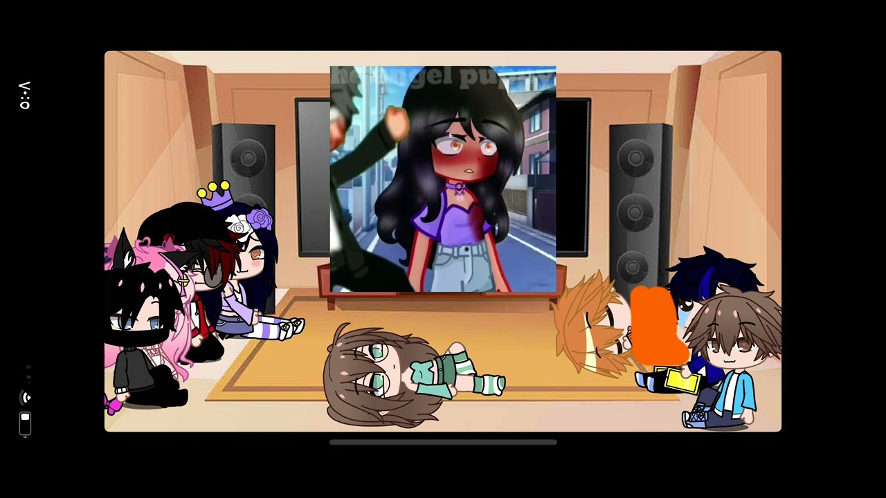 ￼Aphmau watching fan videos ￼￼