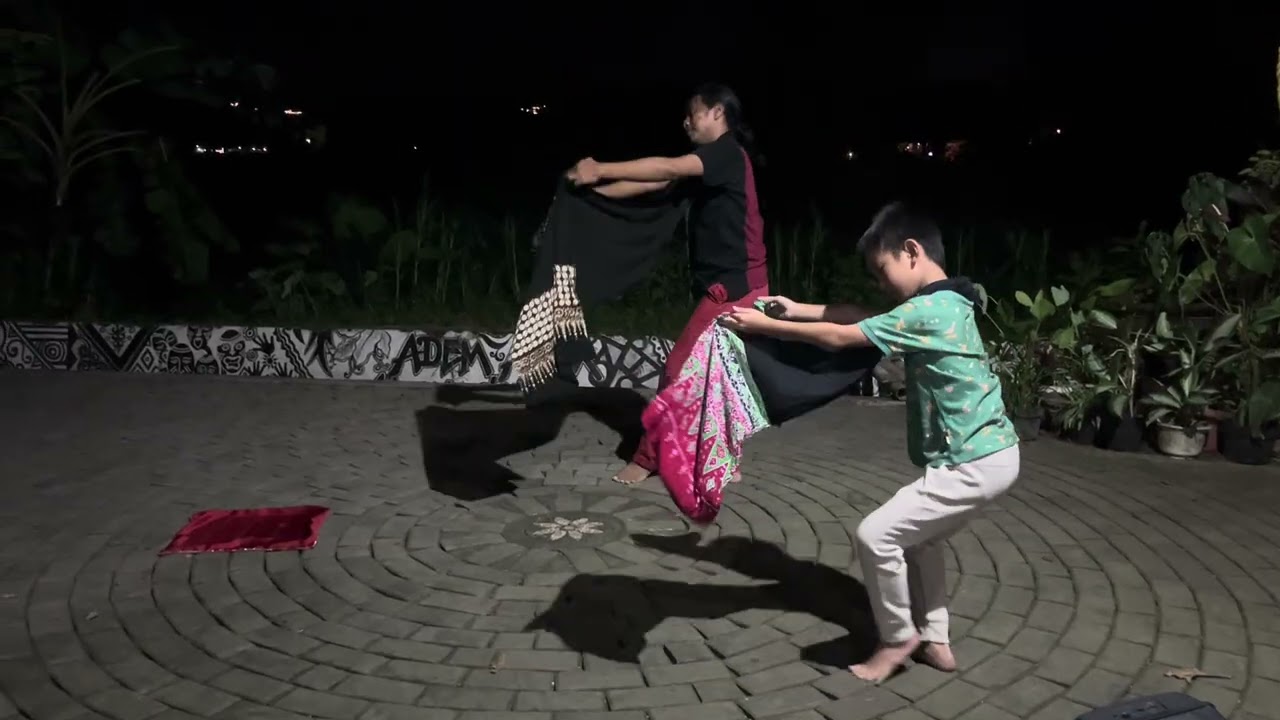 Belajar Tari Klana Topeng gaya Surakarta bersama om Anter ( maret 2024 ) 