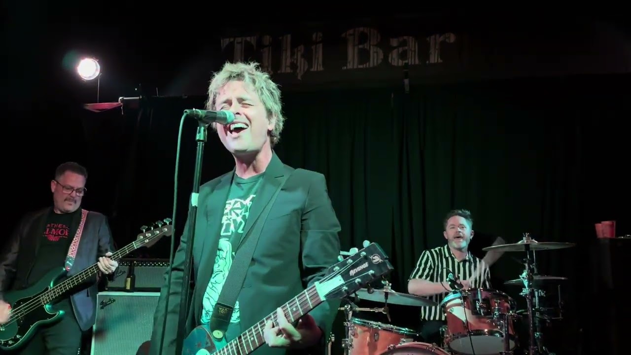 The Coverups - I think we&rsquo;re alone now (Tiki bar 2024)