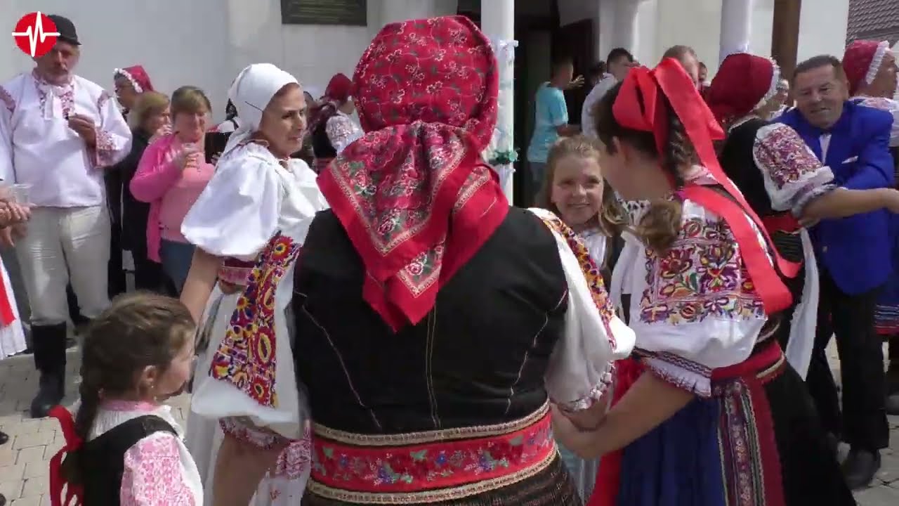 Hodové agapé a ocenenie miestneho farára Omšenie 11.9.2022