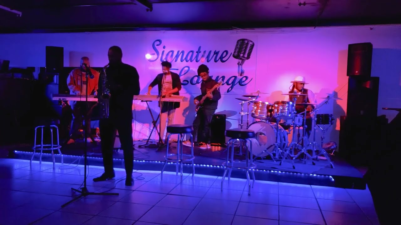 How Does it Feel -Soulful Triage Band feat.Aaron Hayden