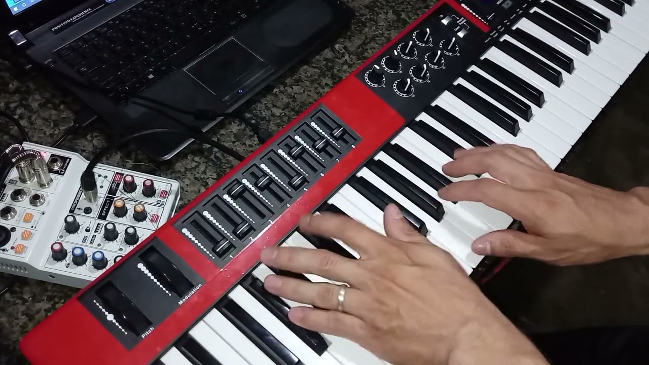 REDENÇÃO ( Fernanda Brum ) TECLADO #keyboard Leia a descrição!!
