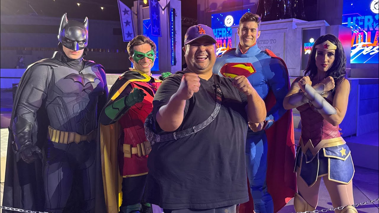 Six Flags Magic Mountain Updates - Fright Fest Construction & DC Heroes & Villains Fest