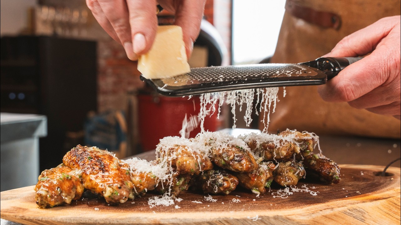 Garlic Parmesan Chicken Wings van de Kamado | BBQ recept 🍗🔥