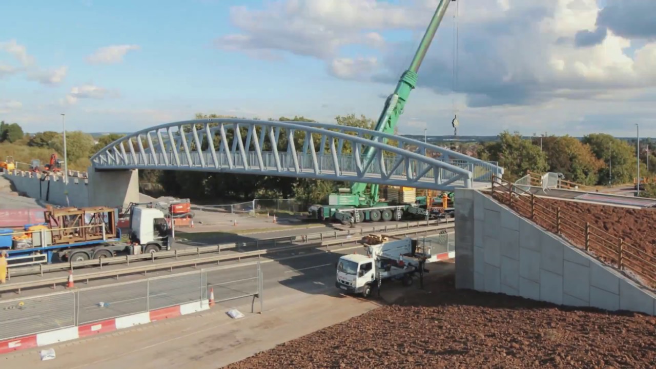 CIVIL ENGINEERING: A6 Birstall Footbridge Crane Lift, Leicester