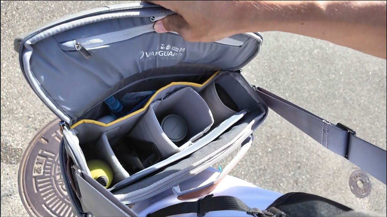 スナップ撮りにカメラレンズ他一通り入っちゃう多機能肩掛けカメラバッグ・Vanguard VEO CITY S36 GY