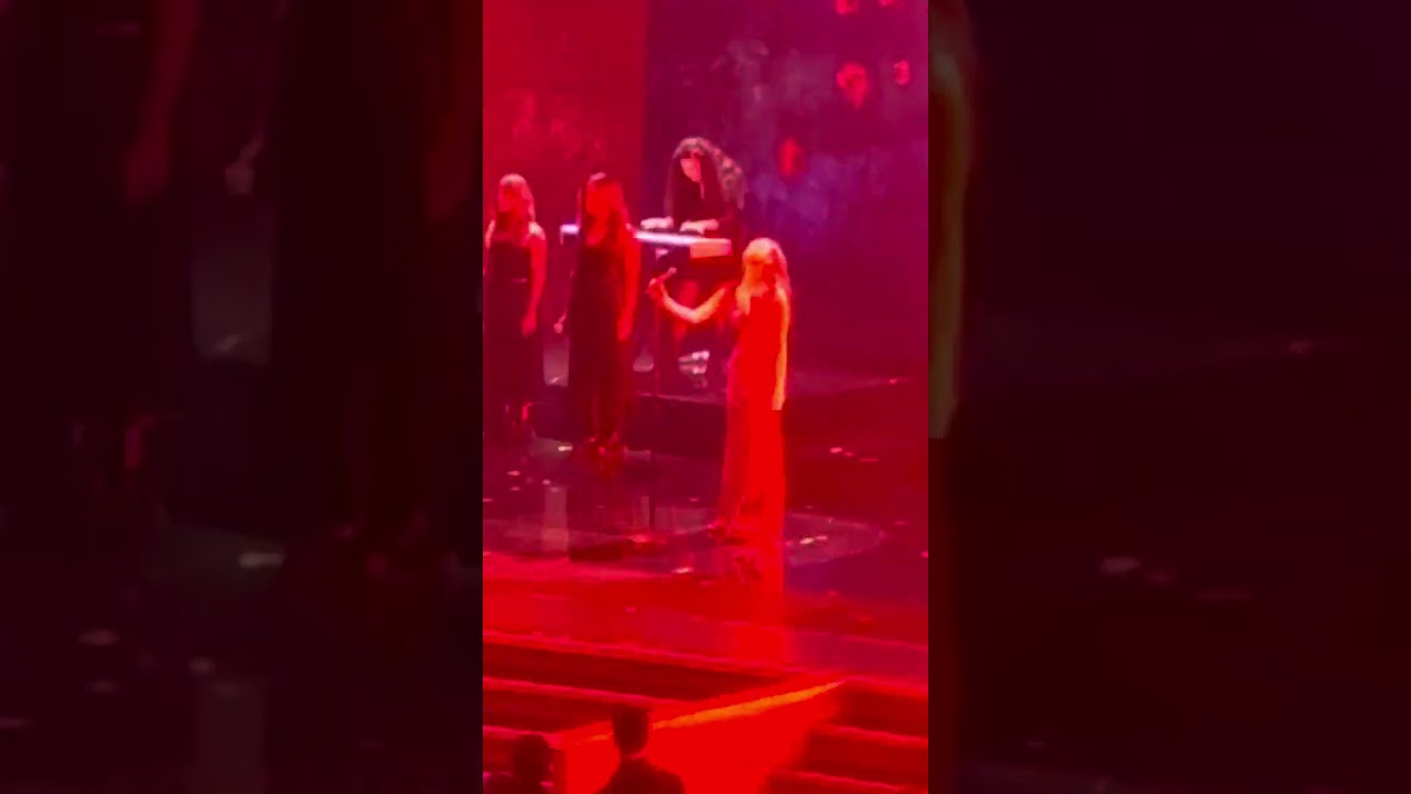 Olivia Rodrigo singing vampire at the Grammys 🧛‍♀️🧛❤️❤️(my personal favorite)