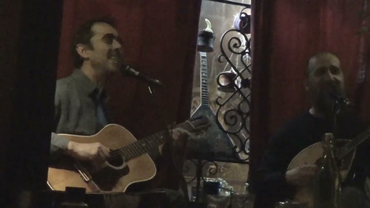 ΓΙΑΤΙ ΜΙΚΡΟΥΛΑ ΜΟΥ // ΒΑΣΙΛΗΣ ΣΚΟΥΤΑΣ -  ΔΗΜΗΤΡΗΣ ΜΗΤΑΡΑΚΗΣ