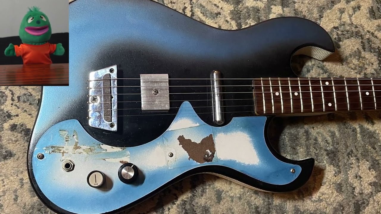 Silvertone 1448 Guitar and Amp in a Case 1960’s