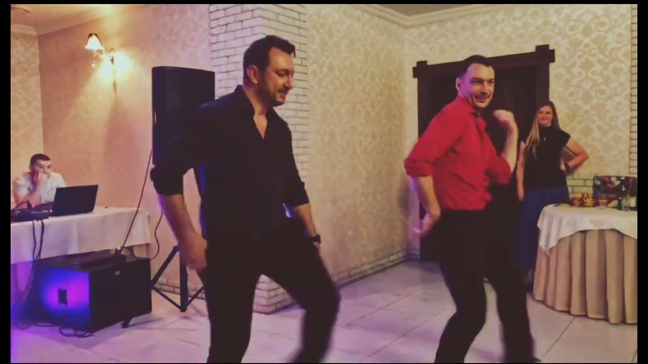 Братья Ивановы Жестовая песня- Танцуй и танцуй!