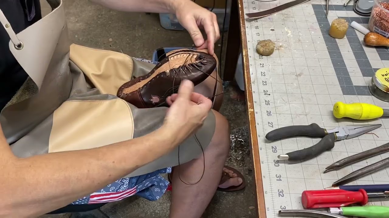 Starting a new pair of cowboy boots (part 7)