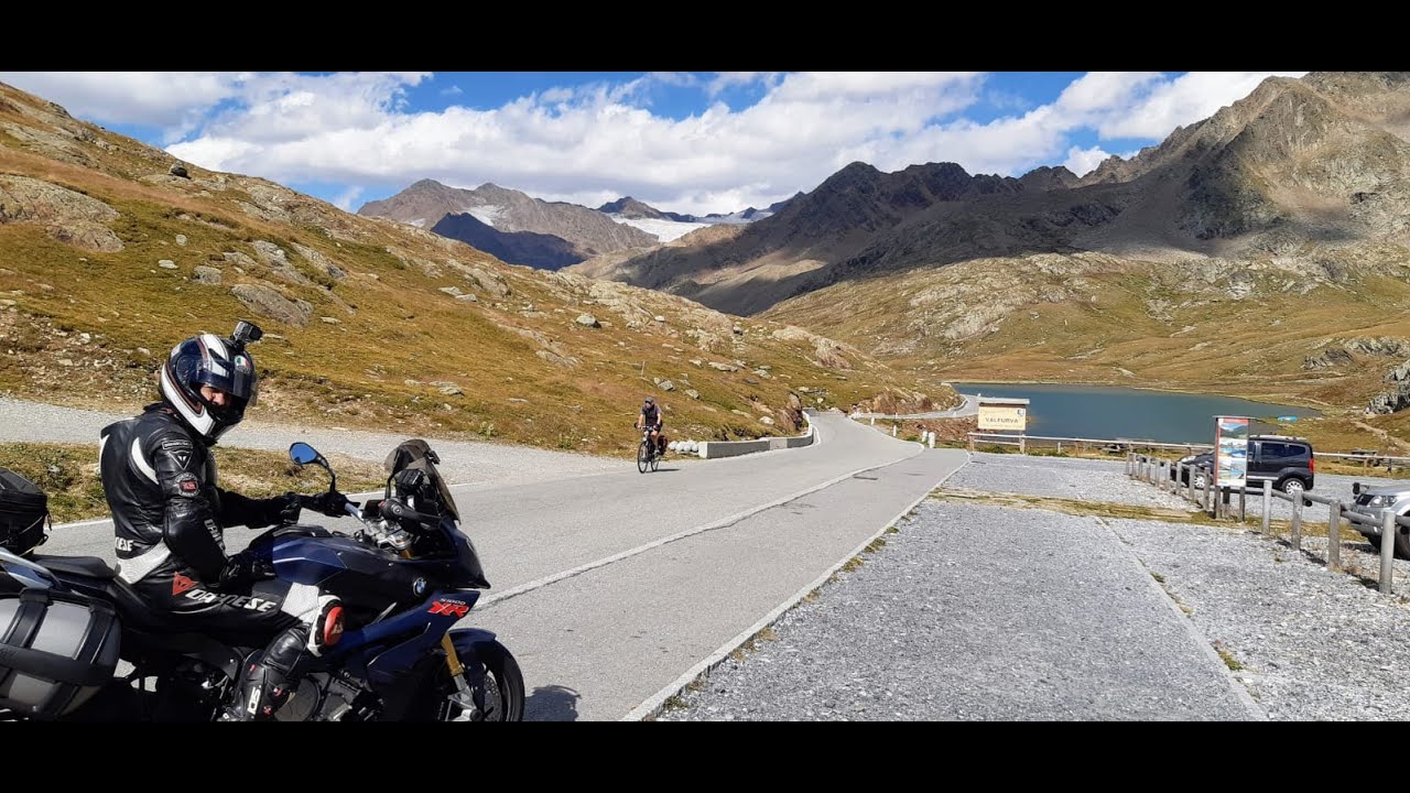 SPLUGEN PASS 2113m ITALIA , SWITZERLAND . BMW S1000XR , KAWASAKI H2