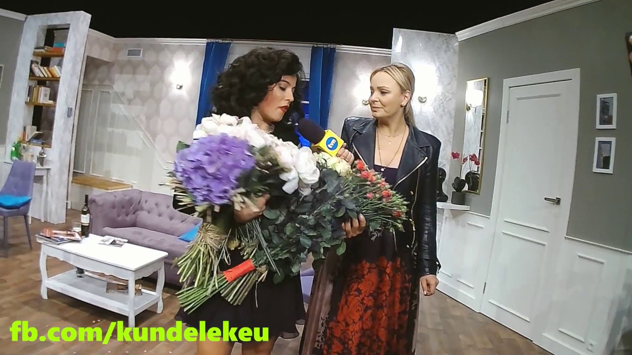 Anna Mucha podczas wywiadu z Agnieszką Jastrzebska - TVN tego nie emituje :)