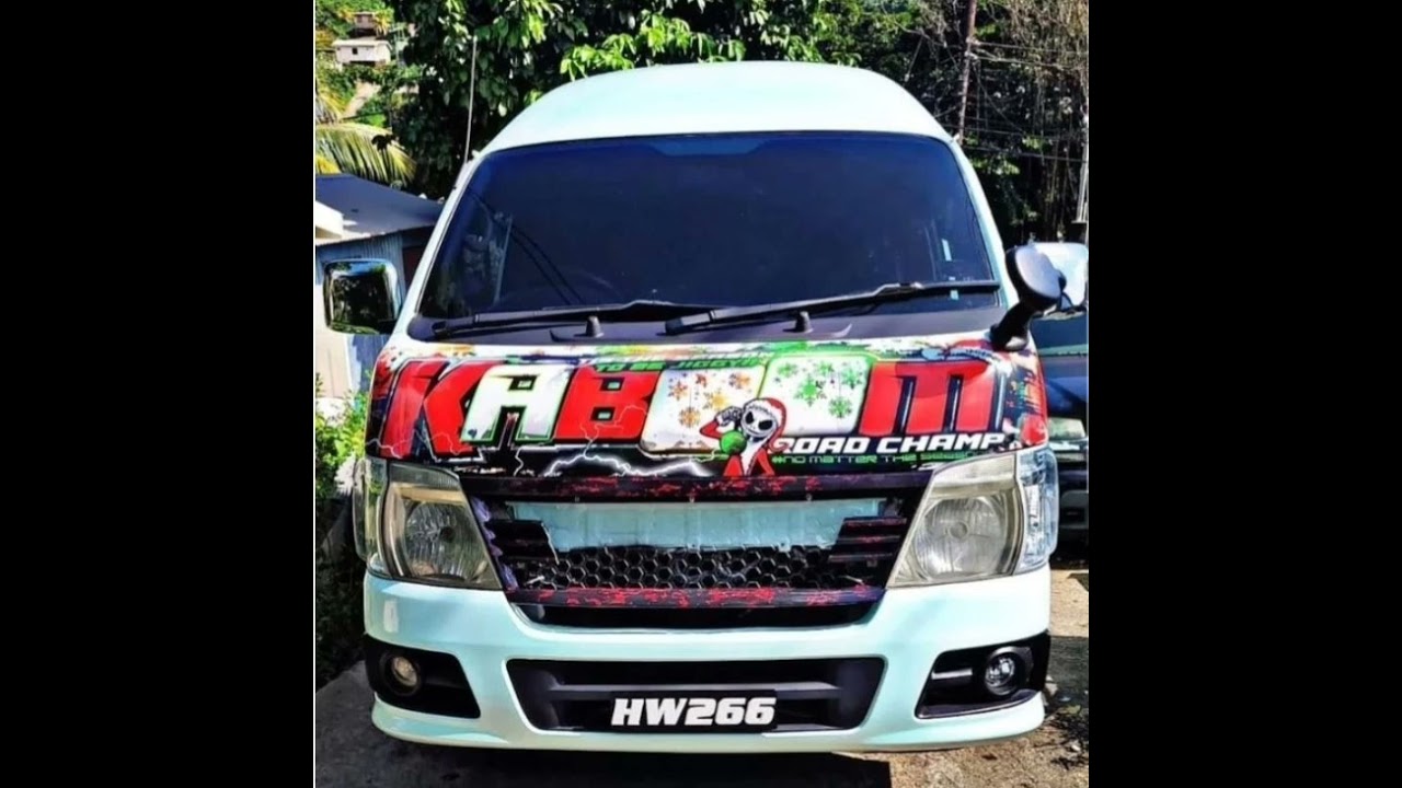 ah kaboom run e town(vincy soca)2024