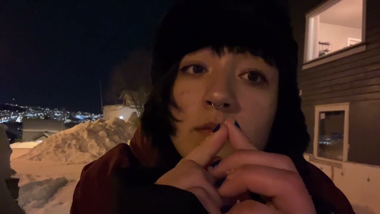 Lo-fi ASMR в условиях северного сияния (звуки снега и случайные размышления)