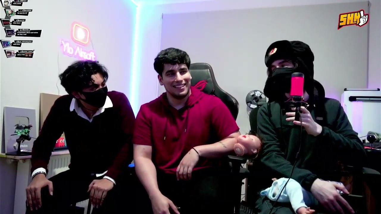 directo de silencio donde porfin nova aparece en directo y tambien yio @JustNova111 @YioAirsoft