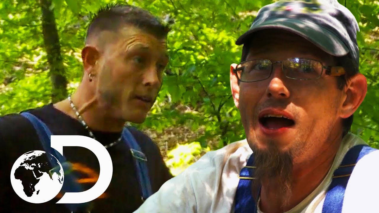 Building Dam Causes Explosive Argument | Moonshiners