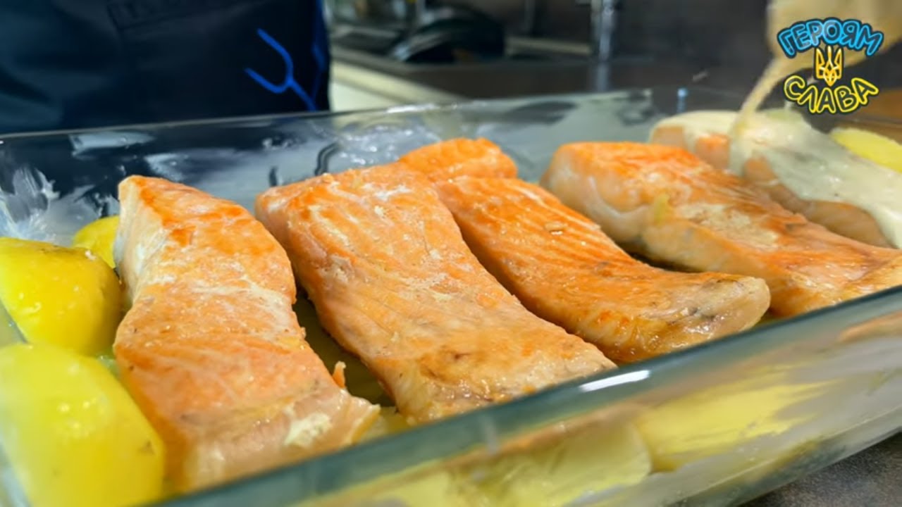 Я никогда не ела такого вкусного лосося. Рецепт быстрого и полезного ужина в духовке