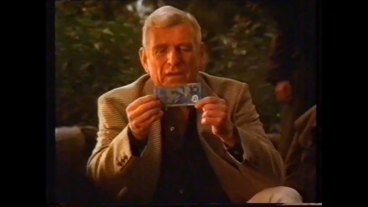 Reserve Bank of Australia (New Polymer $10 Note) - 1993 Australian TV Commercial