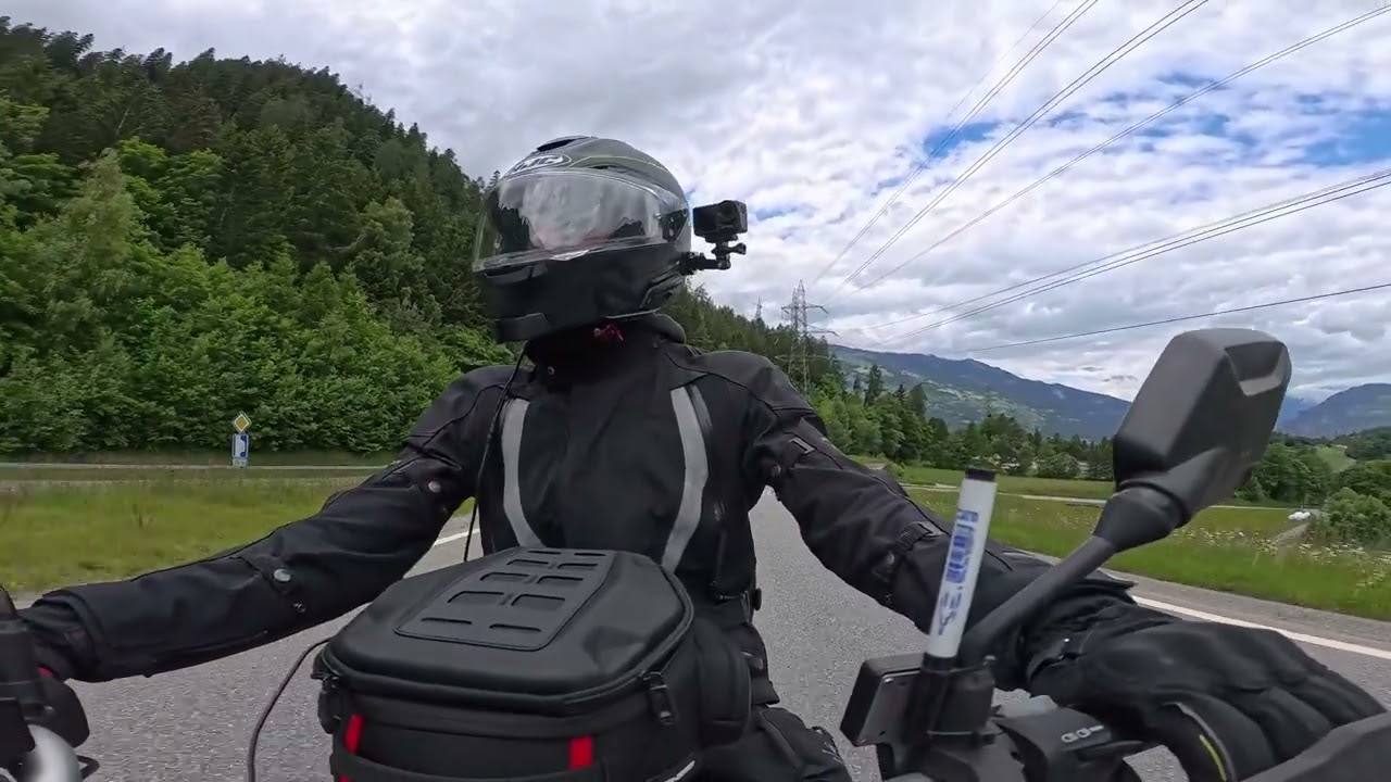 Motorrijles in Zwitserland? Droomreis met 2 vrienden!