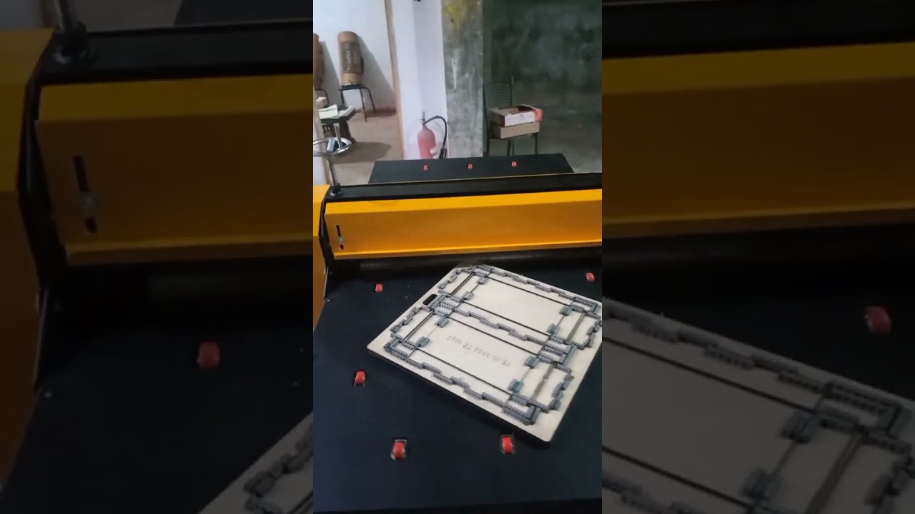 machine carton Onix 100
