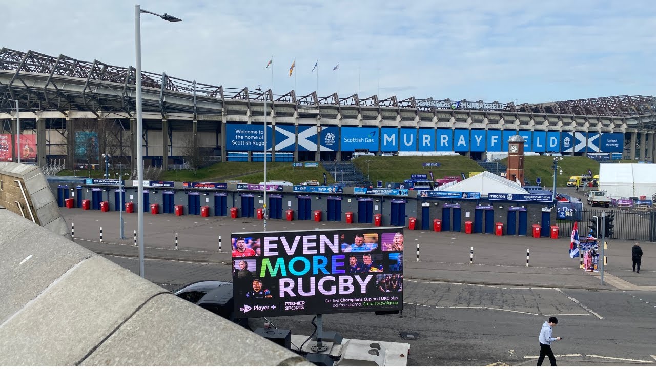 Edinburgh Waverley to Murrayfield Stadium   I 4K