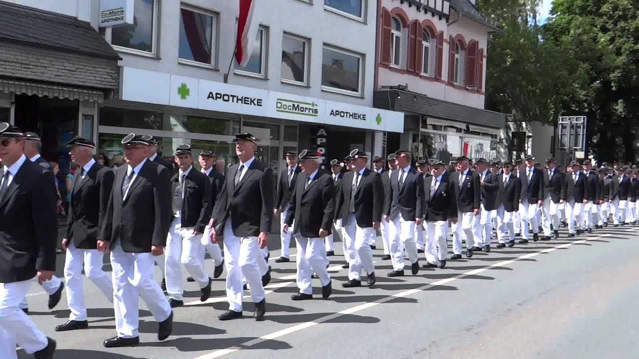 optocht in Olsberg van de schutterij   (Schützenfest)
