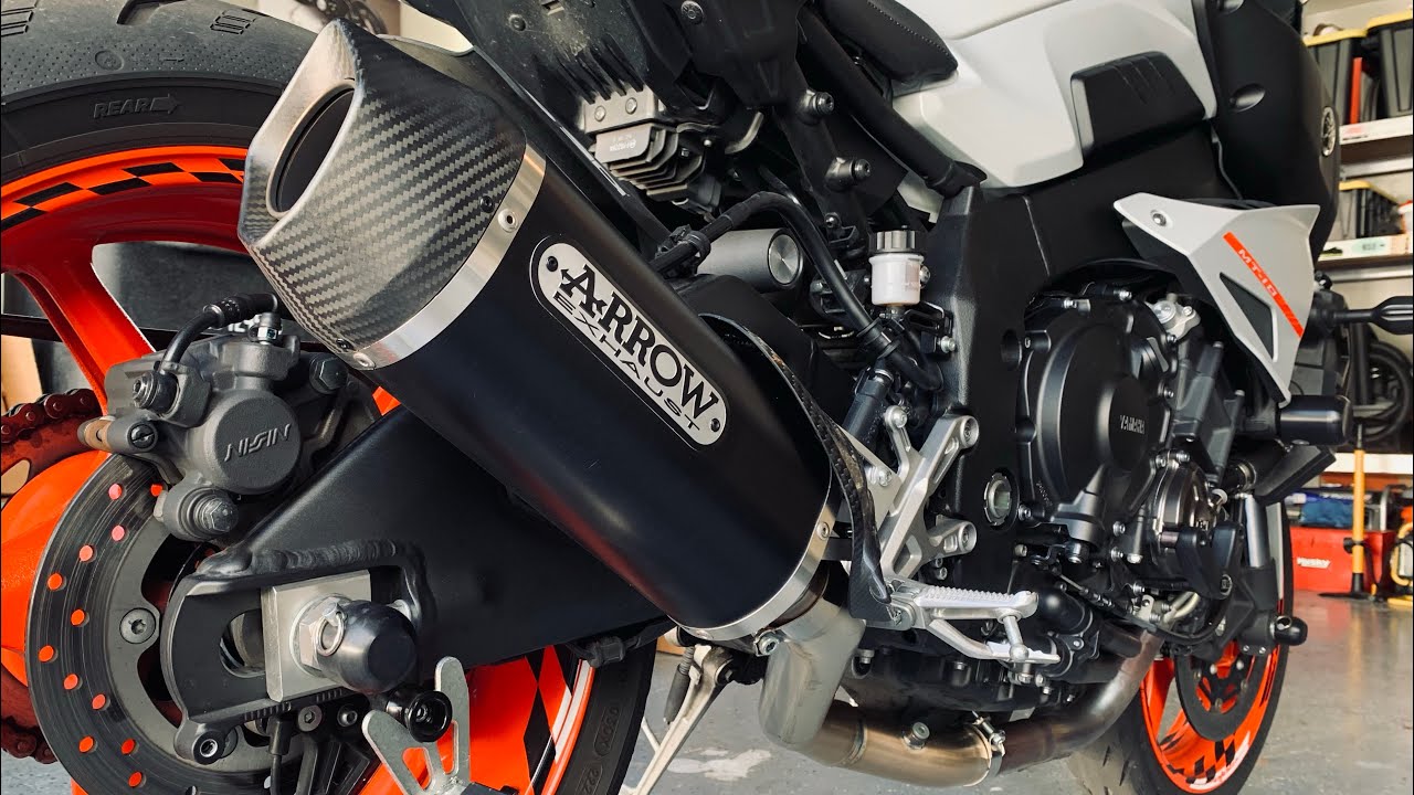 Yamaha MT10 Arrow Mid-Pipe (decat) Exhaust Installation and Sound Check