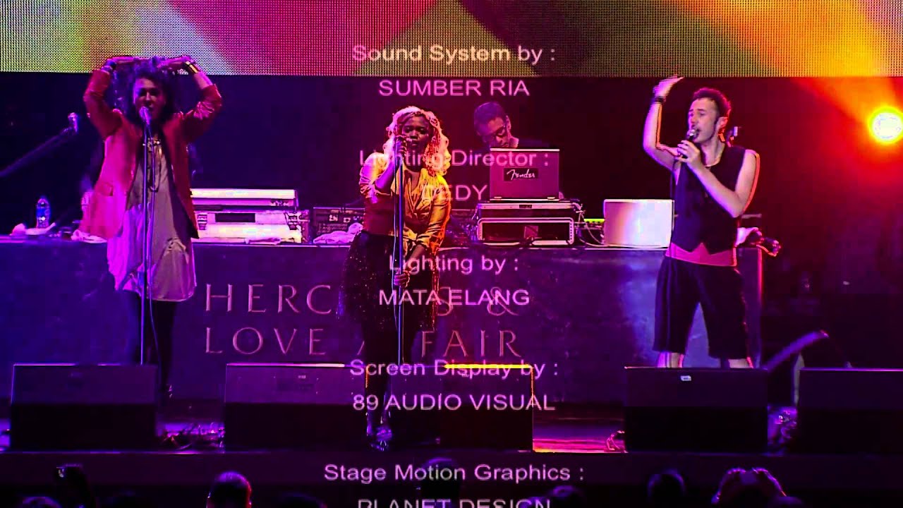 HERCULES AND LOVE AFFAIR ON STAGE JSF2012