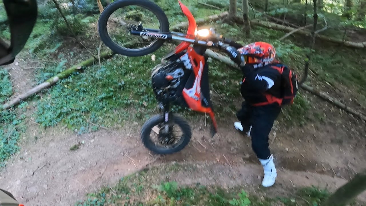 Honda CRF300 Rally and Montesa 4ride going wild.