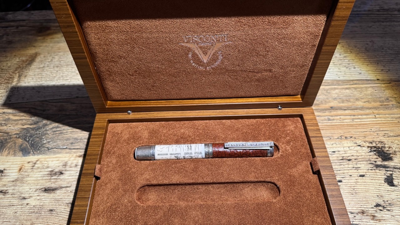 VISCONTI WILD WEST LIMITED EDITION FOUNTAIN PEN NUMBERED 040/388