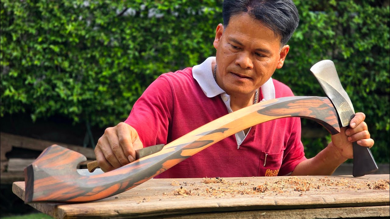 Reviving a Vintage Forest Service Pulaski Axe to a Masterpiece