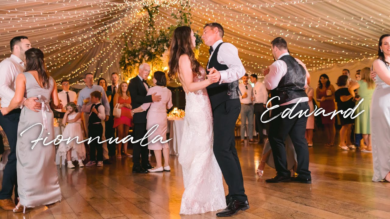Fionnuala and Edward - Virginia Park Lodge (Highlight)