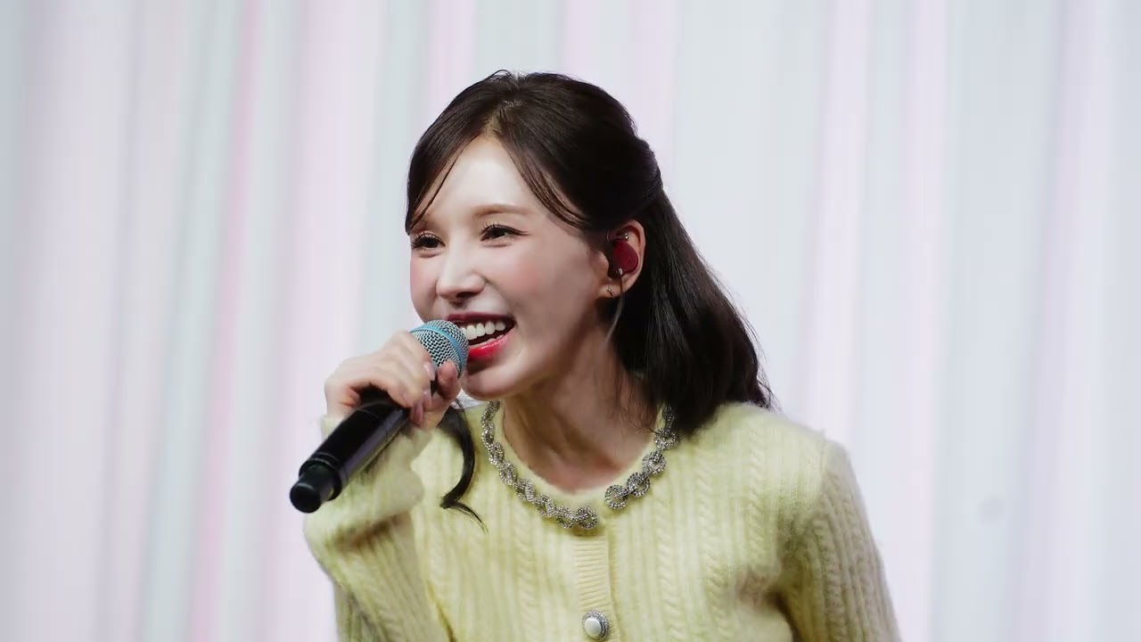 레드벨벳 웬디 - Vermilion @ 260205 서울 갤러리 개관기념 행사