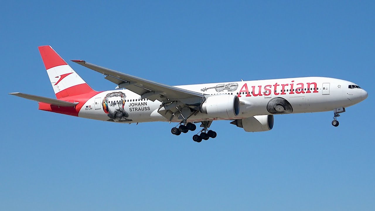 (4K) Couldn't Ask For Better - Planespotting at Chicago O'Hare International Airport