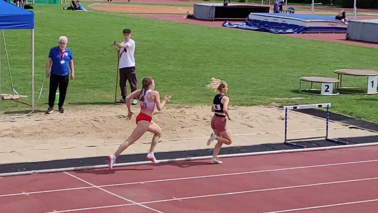 Lena 1000m, czas 2:57.81 PB, 1 miejsce - Ogólnopolski Mityng Otwarcia Sezonu, Częstochowa 30.04.2022