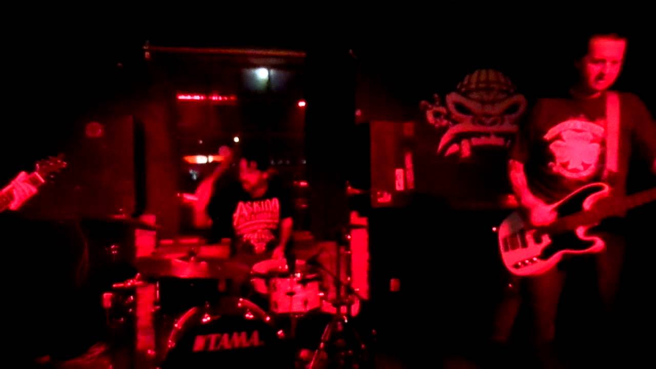 Kashmir 9:41 Live in Prague- Hare Krishna