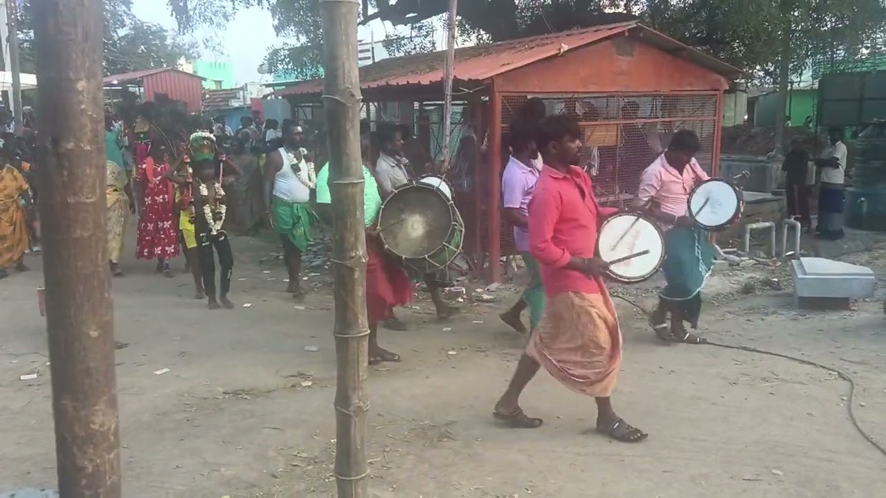 முத்தனம்பட்டி பக்தர்களின் பாதை யாத்திரை பயணம் முருகனுக்கு அரோகரா... part..1
