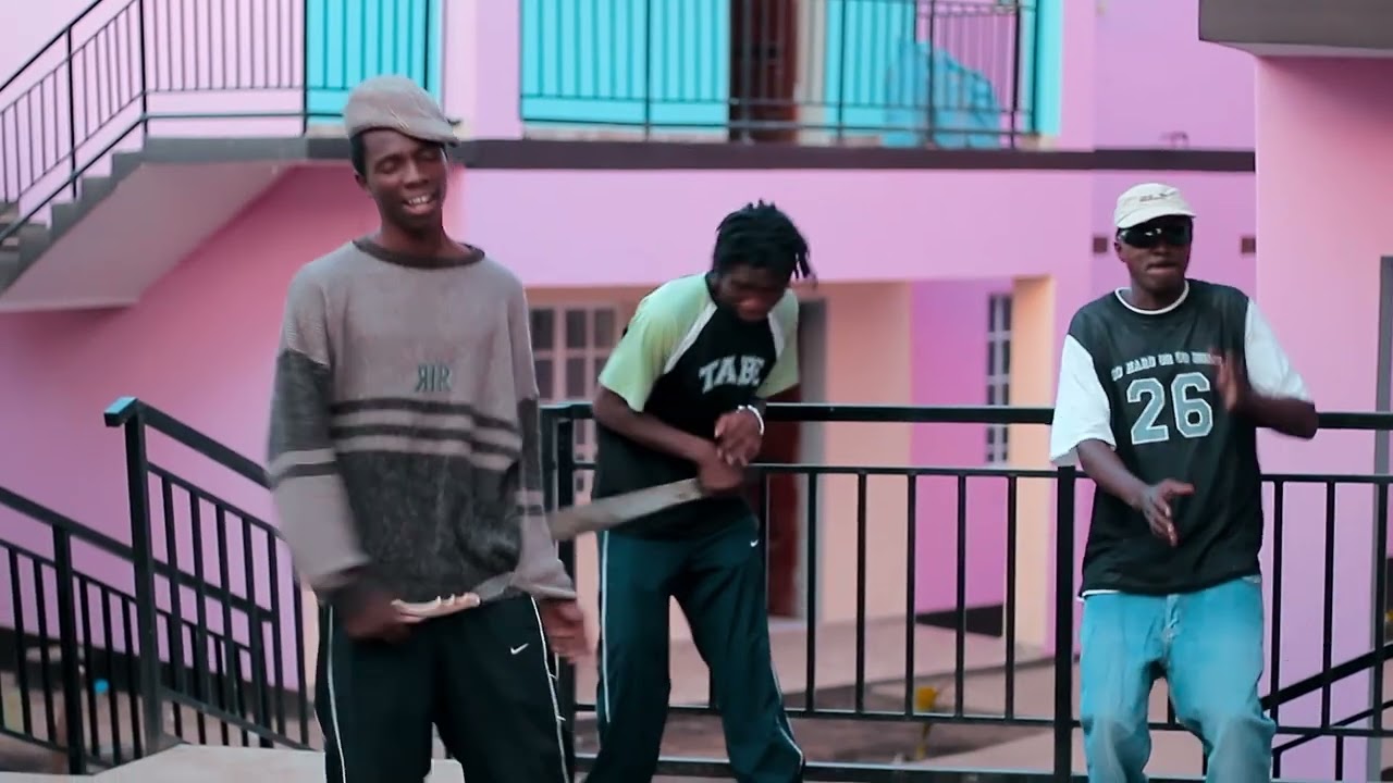Amaliwongo (Official Video) malume soweto+tchaxy bway+vibe peace) 